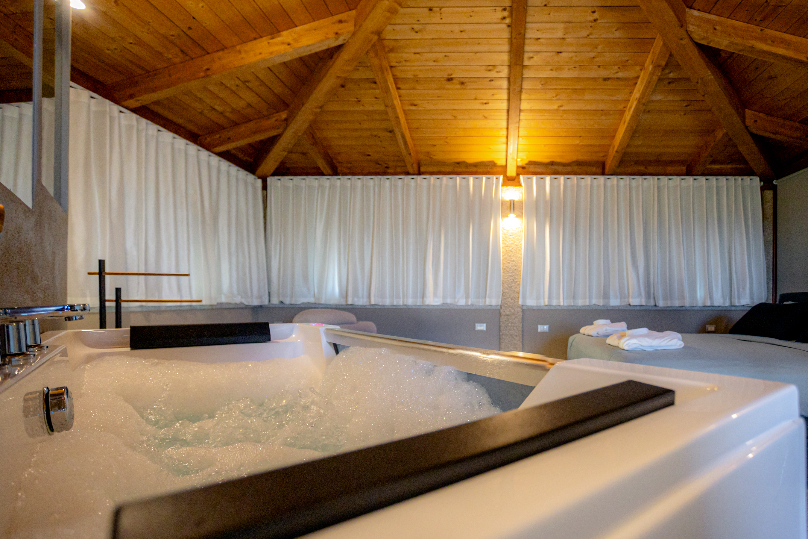 Jacuzzi